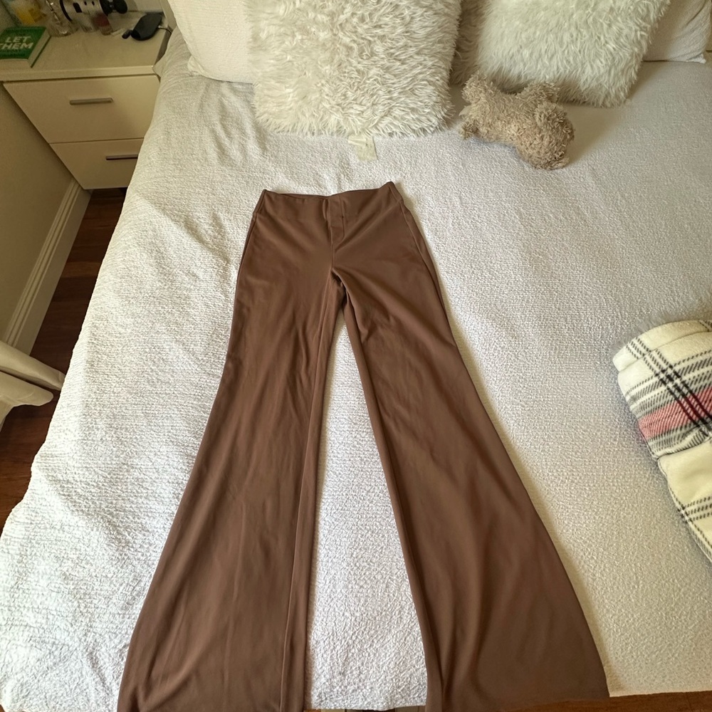 Elegant Brown Women's Pants (Halara)